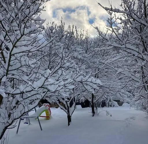 Utulna Chaloupka Na Valassku Valasska Bystrice
